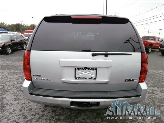 GMC Yukon 2012 photo 3