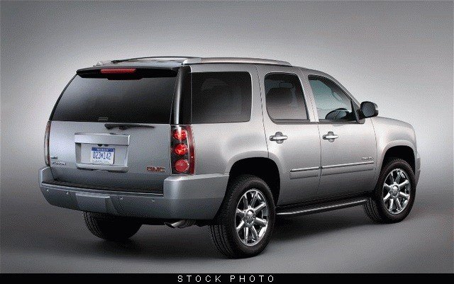 GMC Yukon 2012 photo 4