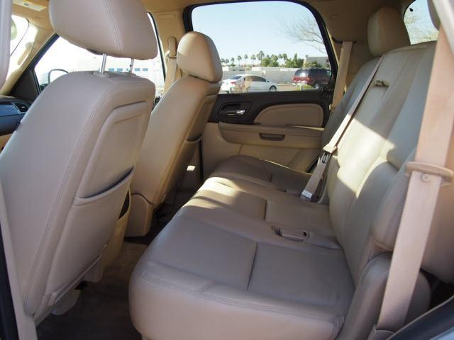 GMC Yukon 2012 photo 12