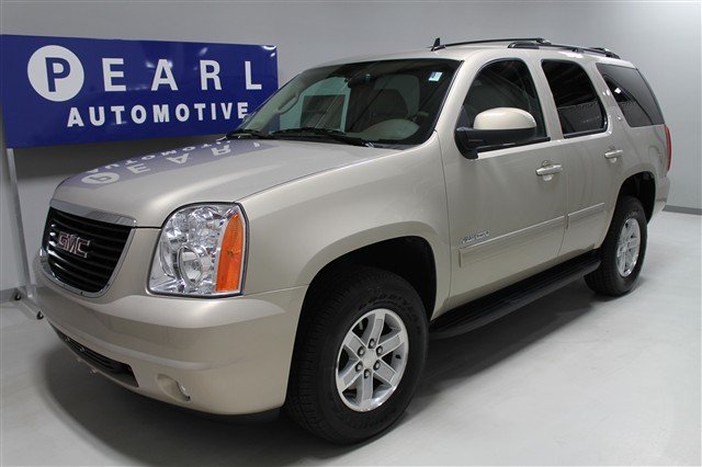 GMC Yukon LX Wagon 4D Unspecified