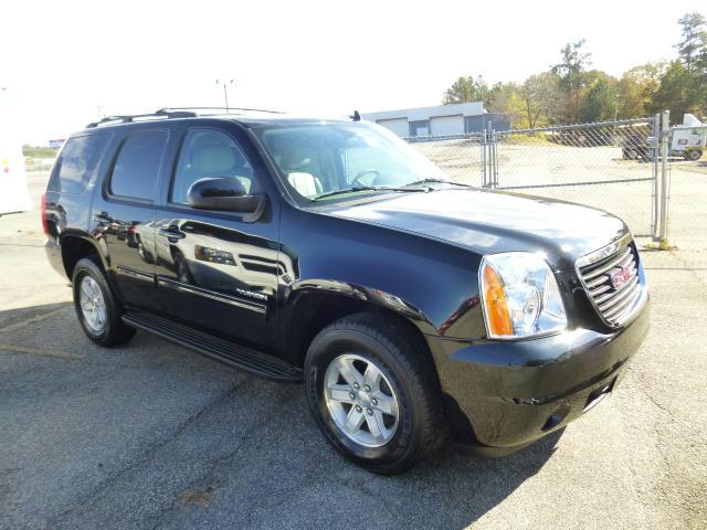 GMC Yukon 2012 photo 3