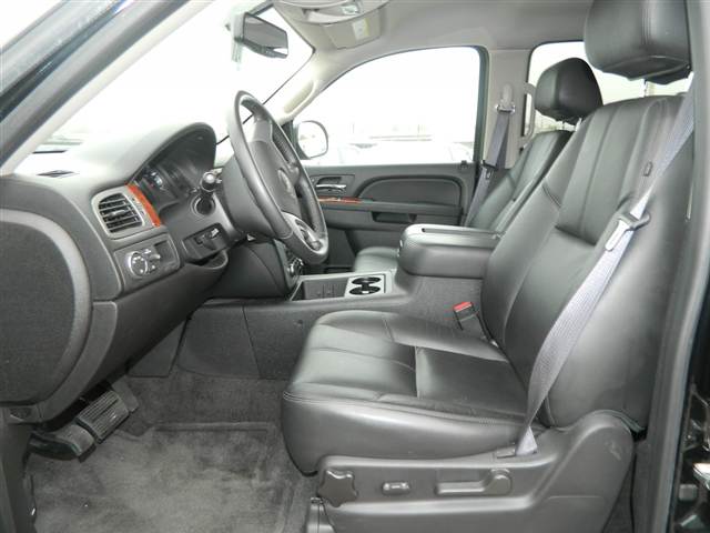 GMC Yukon 2012 photo 4