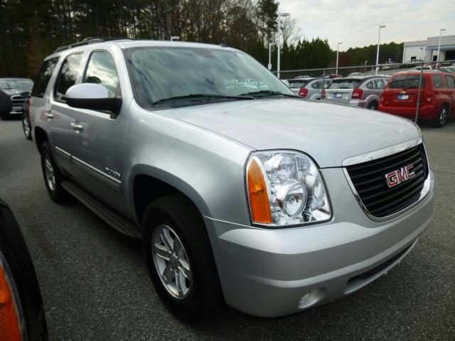 GMC Yukon 2012 photo 4