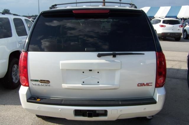 GMC Yukon 2012 photo 5