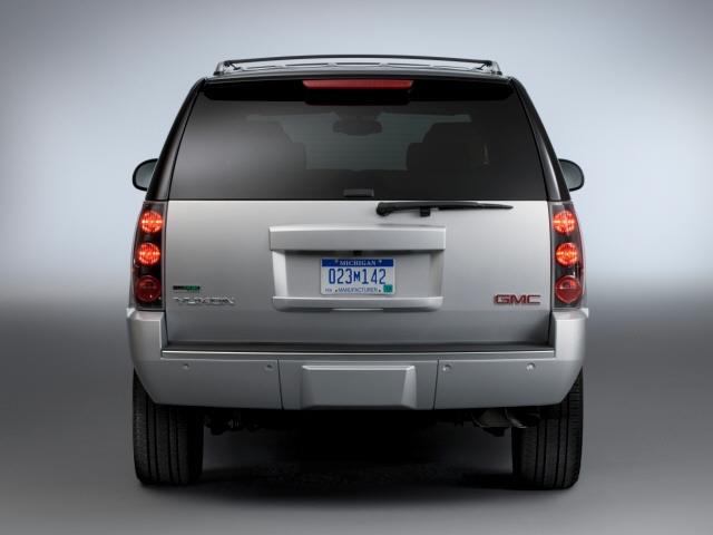 GMC Yukon 2013 photo 1