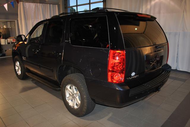 GMC Yukon 2013 photo 3