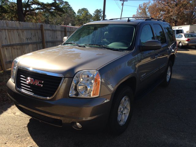 GMC Yukon 2013 photo 3