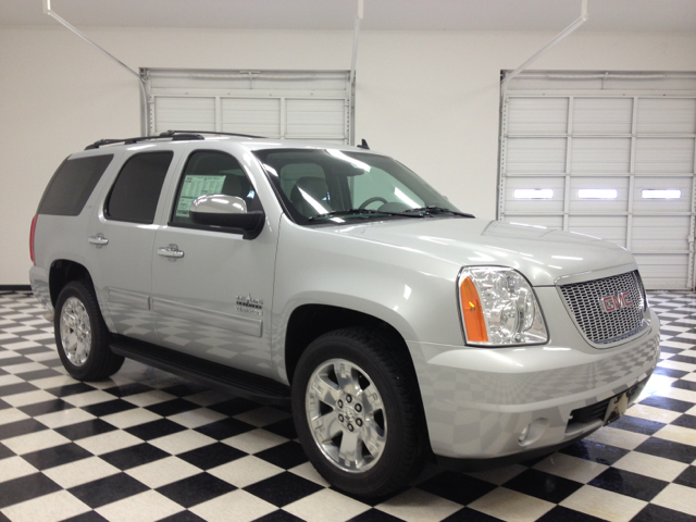 GMC Yukon 2013 photo 3