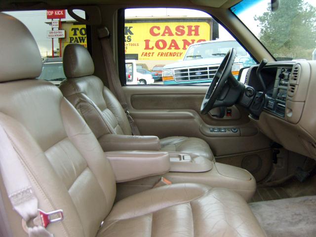 GMC Yukon Denali 1999 photo 4