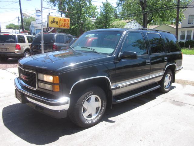 GMC Yukon Denali SLT Sport Utility