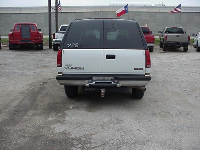 GMC Yukon Denali 1999 photo 5