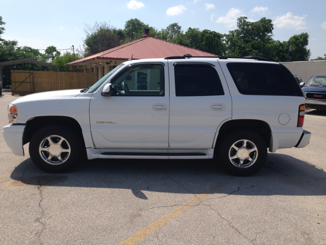 GMC Yukon Denali 2005 photo 4