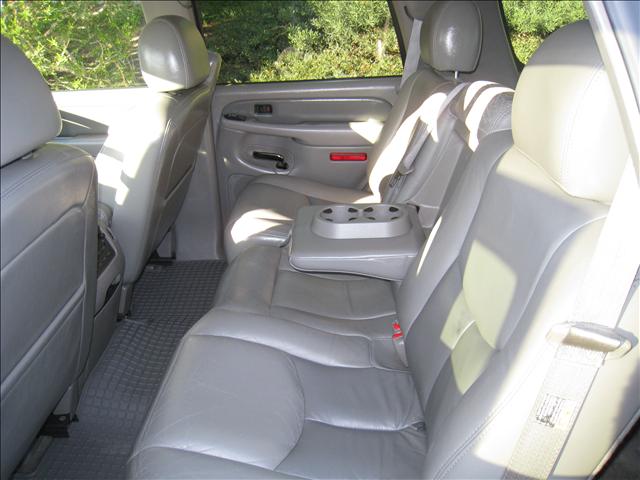 GMC Yukon Denali 2005 photo 4