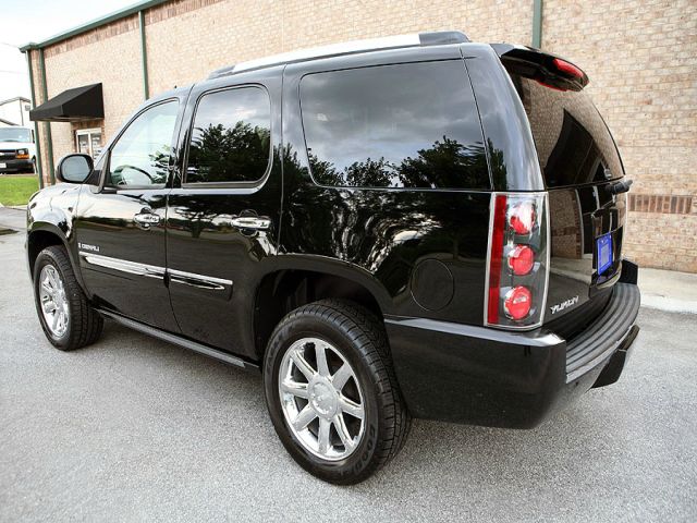 GMC Yukon Denali 2007 photo 0