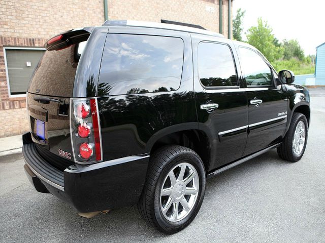 GMC Yukon Denali 2007 photo 1