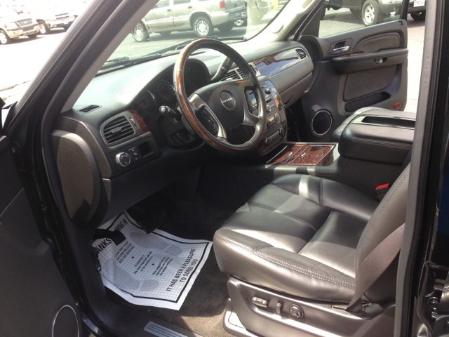 GMC Yukon Denali 2007 photo 3