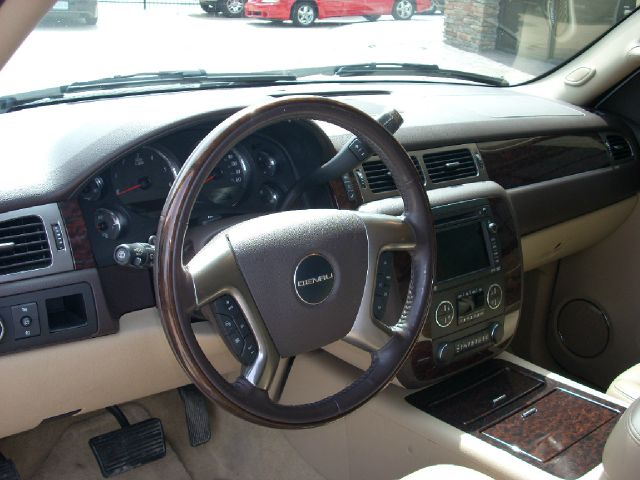 GMC Yukon Denali 2007 photo 3