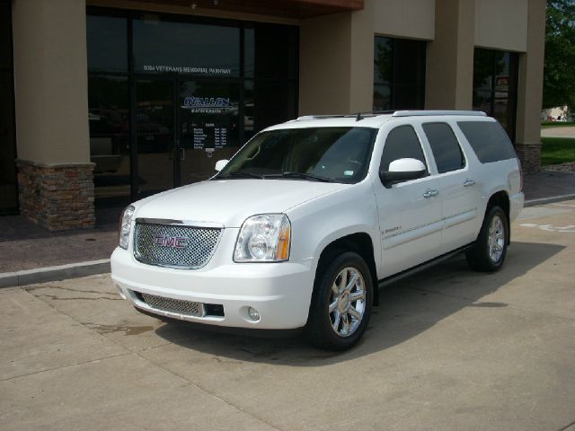 GMC Yukon Denali 2007 photo 7