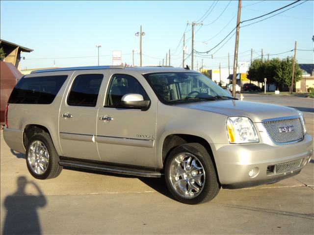 GMC Yukon Denali 2007 photo 1