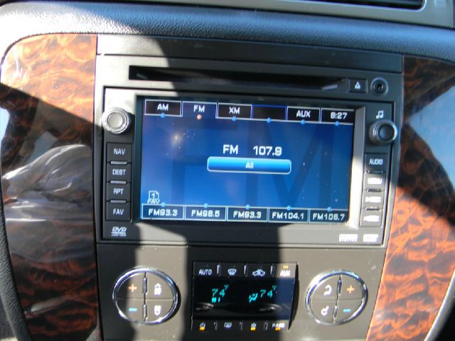 GMC Yukon Denali 2008 photo 24