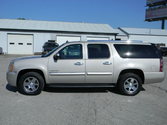 GMC Yukon Denali 2008 photo 34