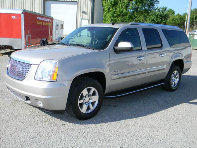 GMC Yukon Denali 2008 photo 38