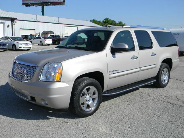 GMC Yukon Denali 2008 photo 44