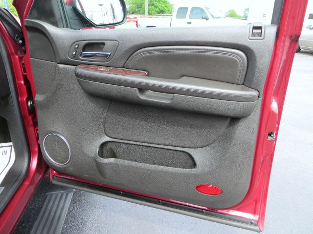 GMC Yukon Denali 2008 photo 19