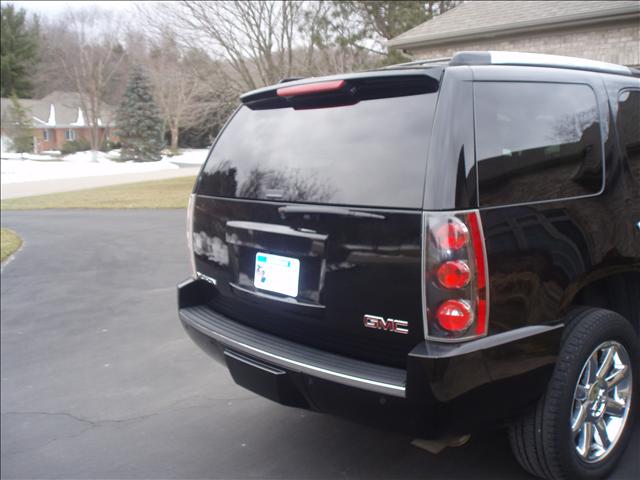 GMC Yukon Denali 2008 photo 4