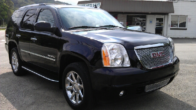 GMC Yukon Denali 2012 photo 3