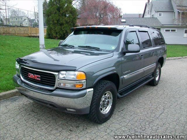 GMC Yukon XL 2000 photo 2