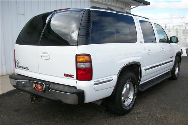 GMC Yukon XL 2000 photo 1