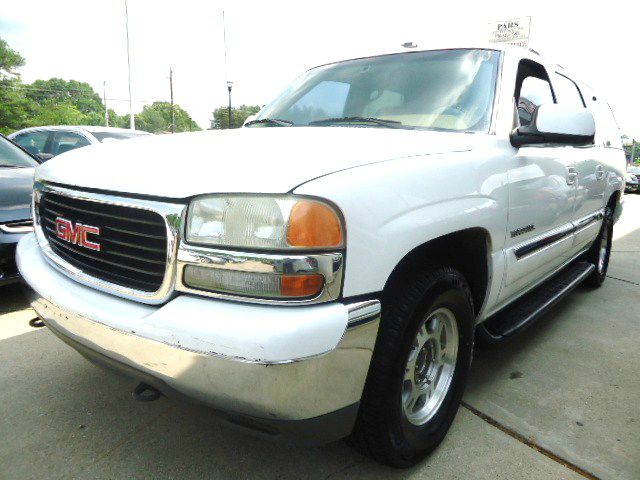 GMC Yukon XL 2000 photo 9