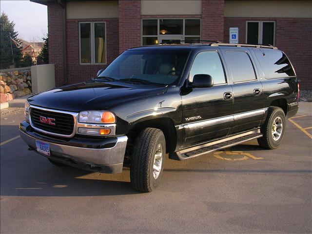 GMC Yukon XL 2000 photo 3