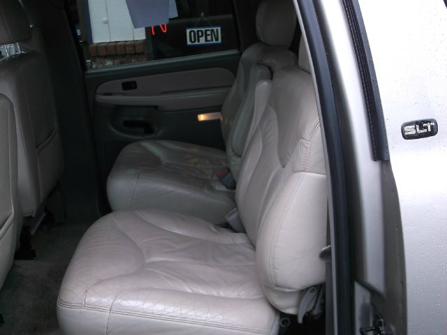 GMC Yukon XL 2000 photo 9