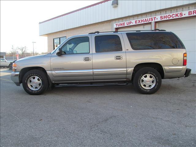 GMC Yukon XL 2000 photo 1