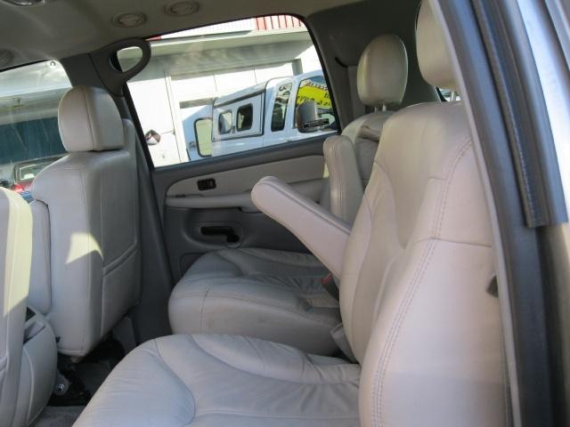 GMC Yukon XL 2000 photo 5