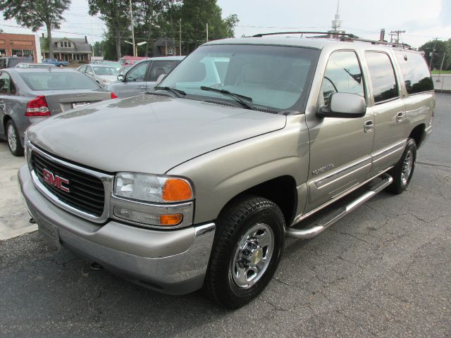 GMC Yukon XL 2000 photo 3