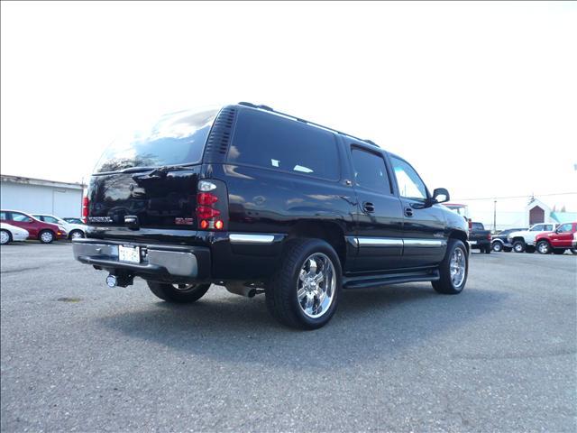 GMC Yukon XL 2000 photo 2