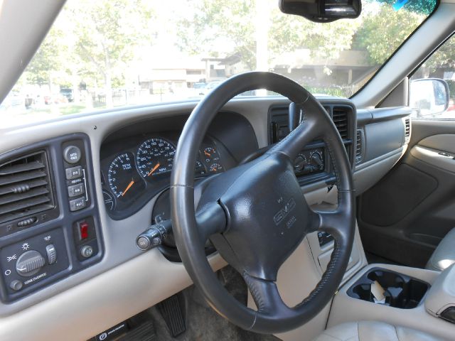 GMC Yukon XL 2001 photo 4