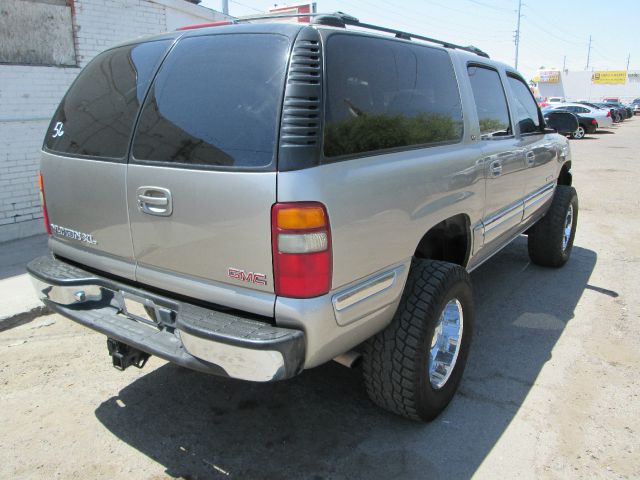 GMC Yukon XL 2001 photo 8