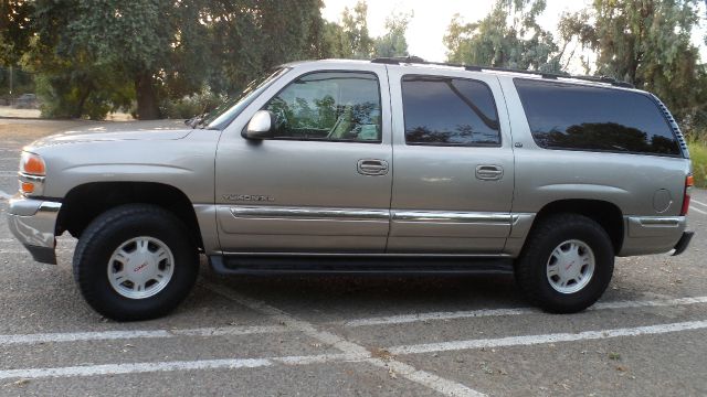 GMC Yukon XL 2001 photo 4