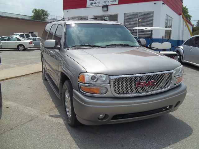 GMC Yukon XL 2001 photo 6