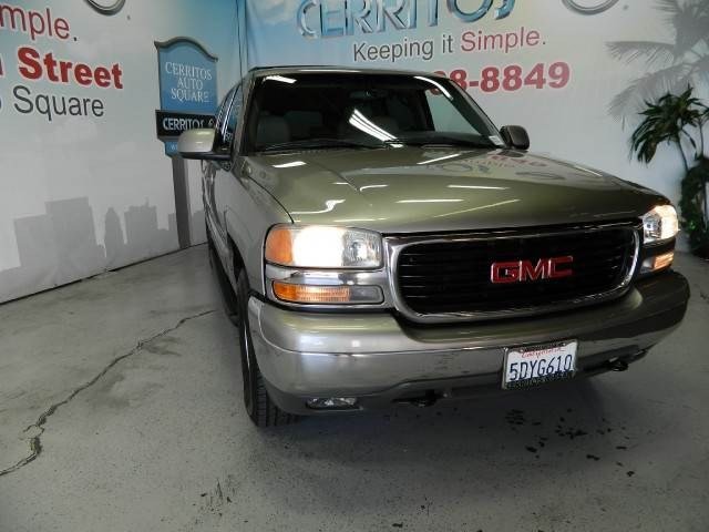 GMC Yukon XL 2001 photo 2