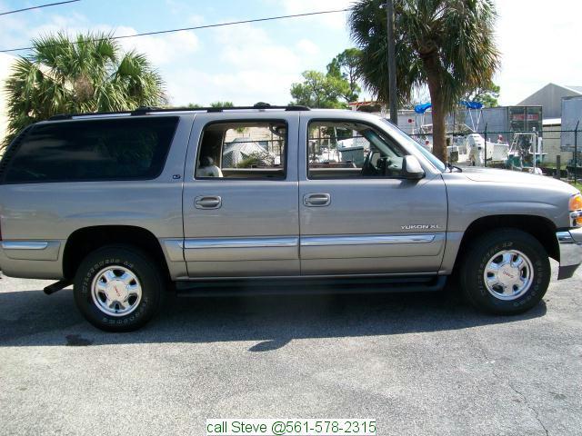 GMC Yukon XL 2001 photo 4