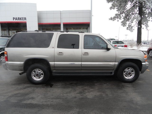 GMC Yukon XL 2001 photo 2