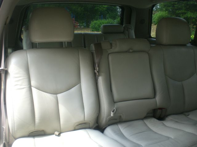 GMC Yukon XL 2001 photo 26