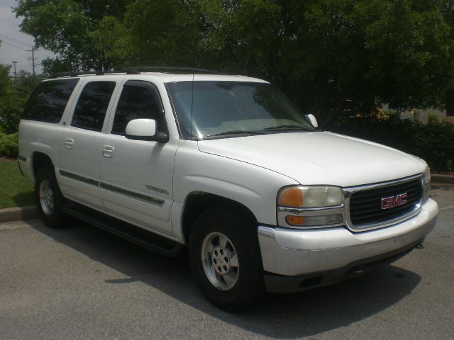 GMC Yukon XL 2001 photo 38