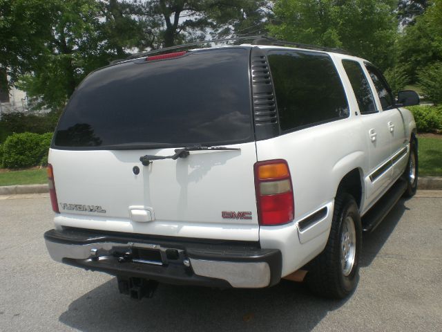 GMC Yukon XL 2001 photo 40