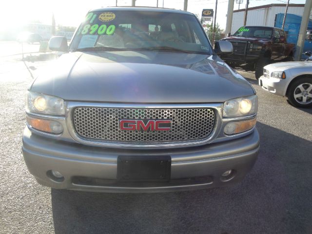 GMC Yukon XL 2001 photo 26